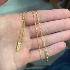 Like New! Vintage Nina Ricci Gold Pendant Necklace